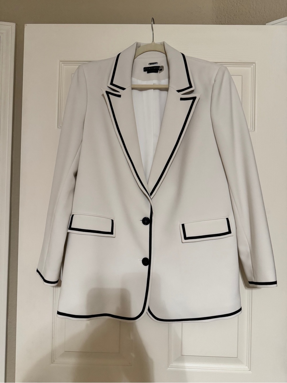 Alice+Olivia White Blazer with Black Details - Women's Tailored Jacket - Picture 7 of 15